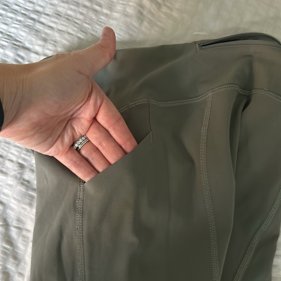 Lululemon Pace Rival Crop - Picture 9 of 9